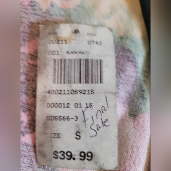 NWT Colourful Summer Dress, Rouched middle, V-cut hem. - Picture 10 of 10